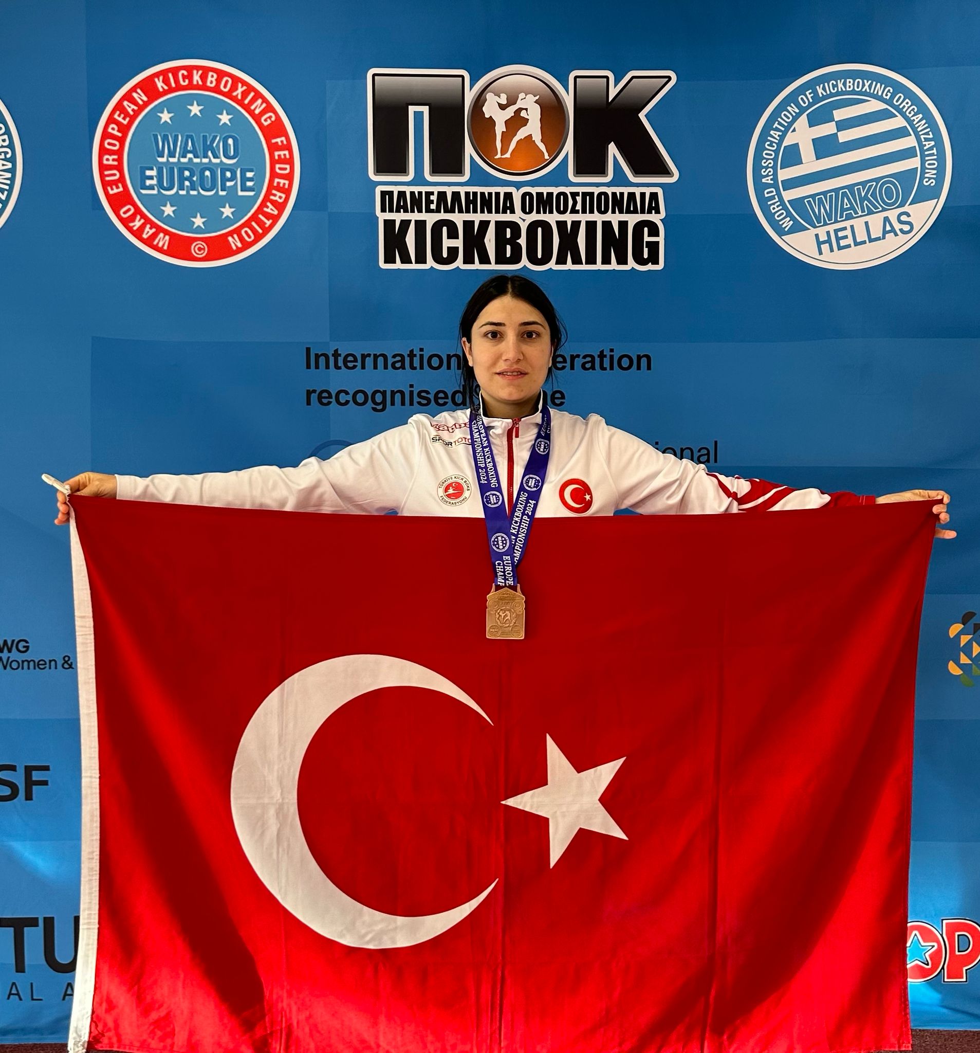 Farklı branşlarda birden fazla madalyalı milli sporcu: “Feyzanur Azizoğlu”